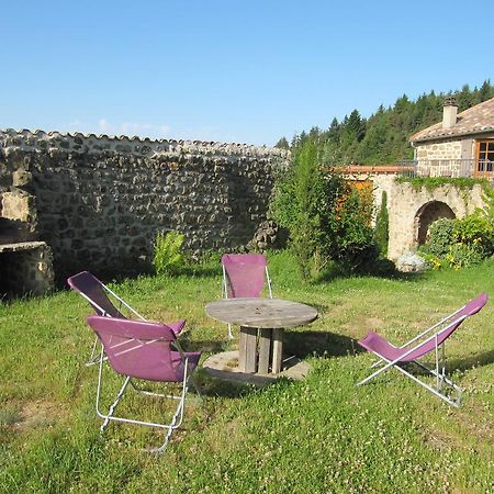 Le Petit Rias Gite Soleil Saint Maurice en Chalencon Exteriör bild